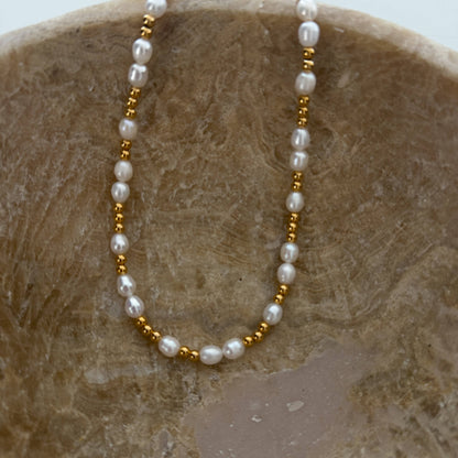 Gold & Pearl Necklace