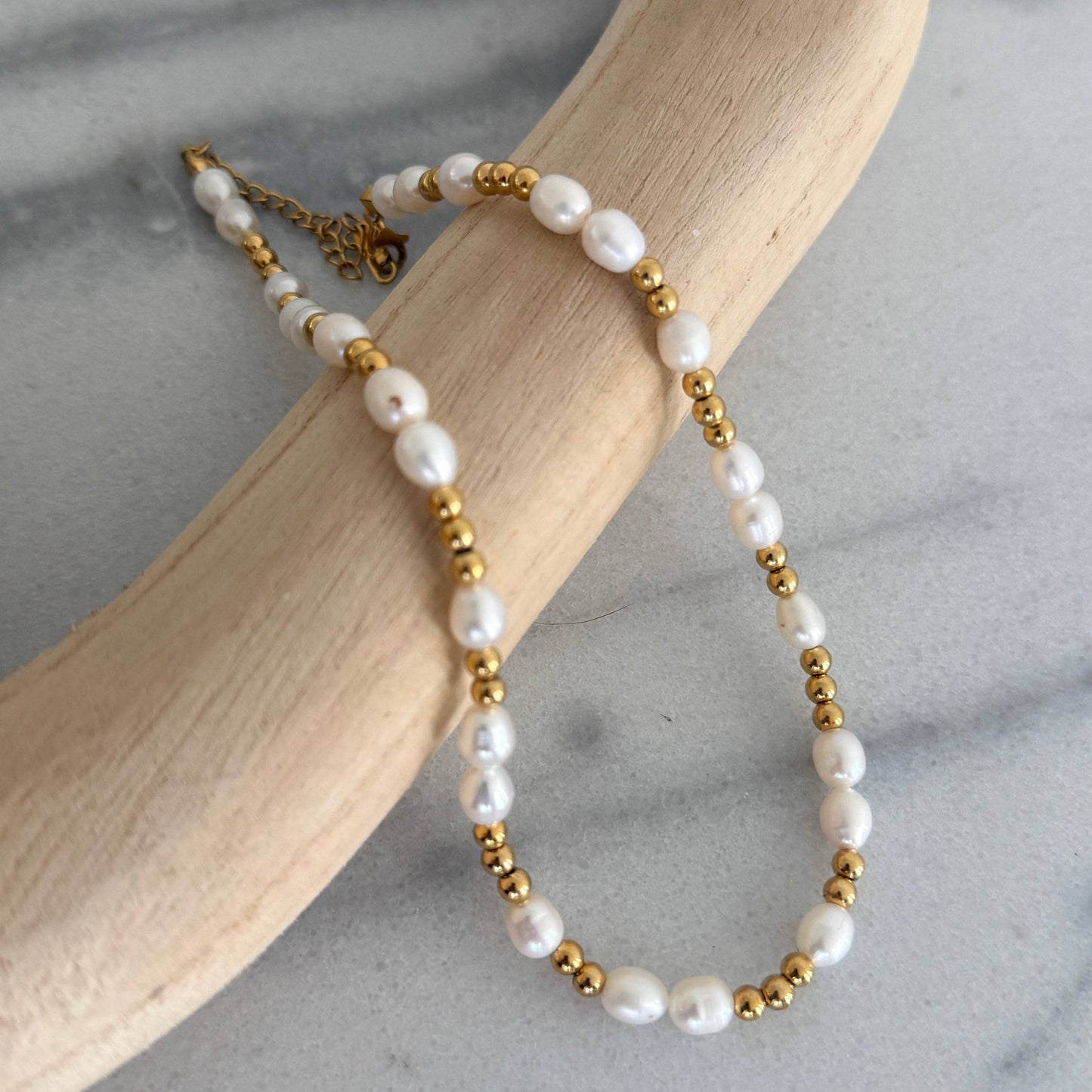 Gold & Pearl Necklace