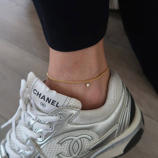 Gold With One Rhinestone Anklet